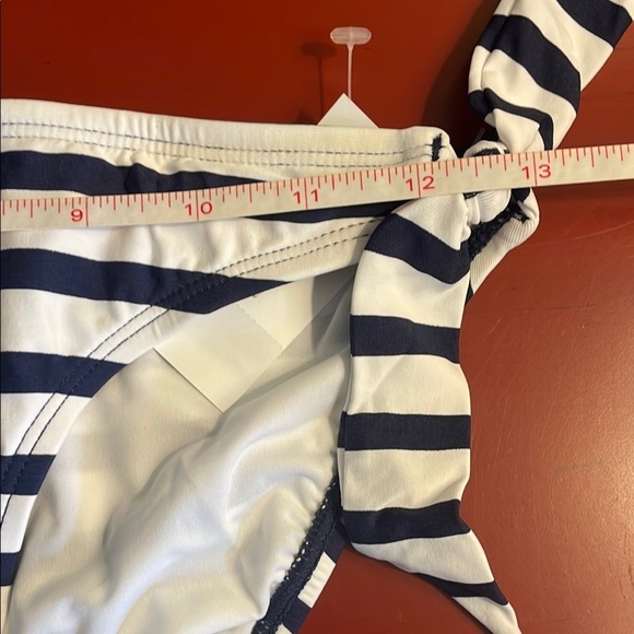 ☀️🕶️ Ann Taylor Blue and White Bikini Swimwear☀️🕶️ - Picture 3 of 15